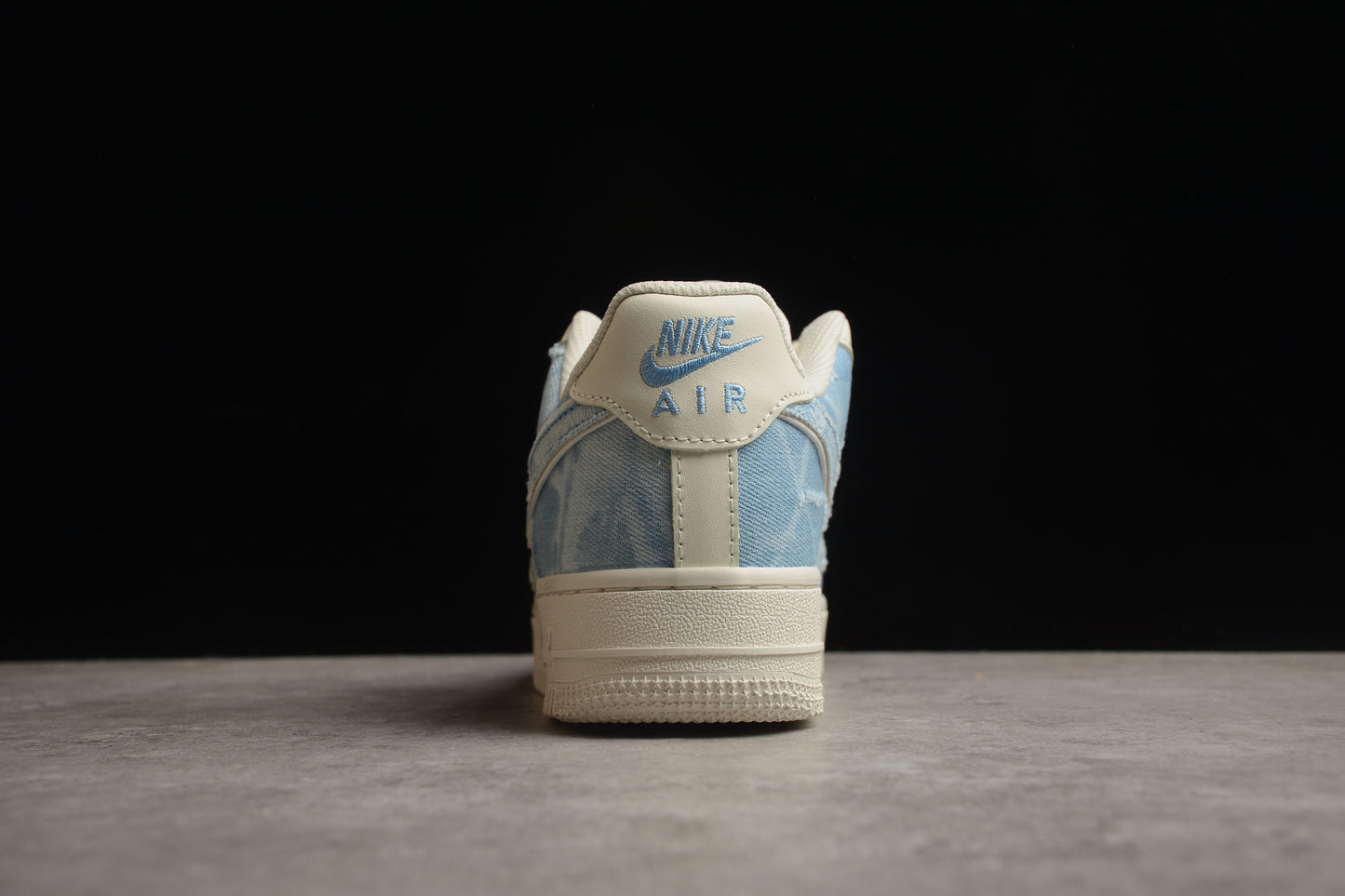 Nike Air Force 1 CW1888-611