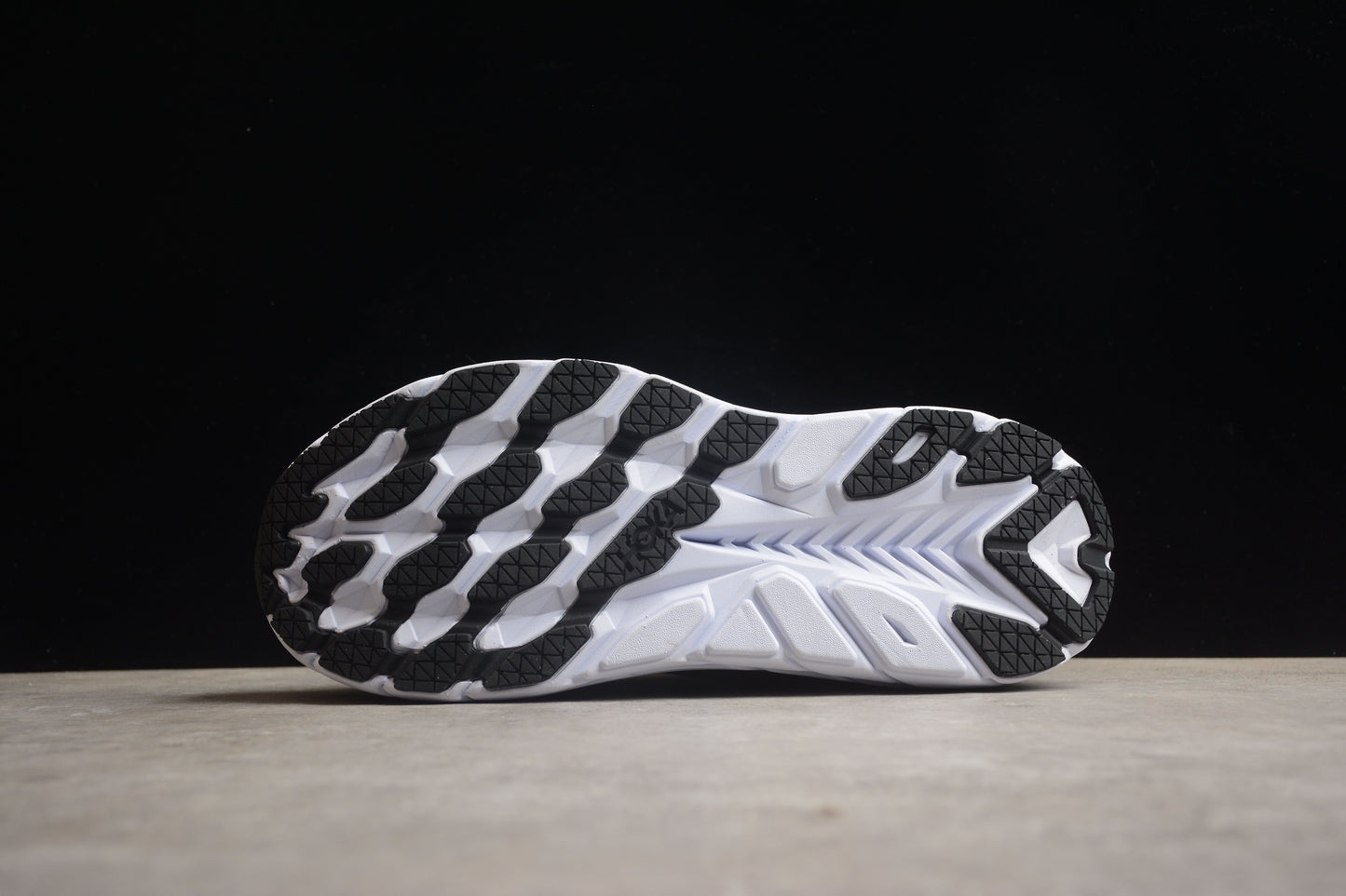 Hoka One One Clifton 9 1121375