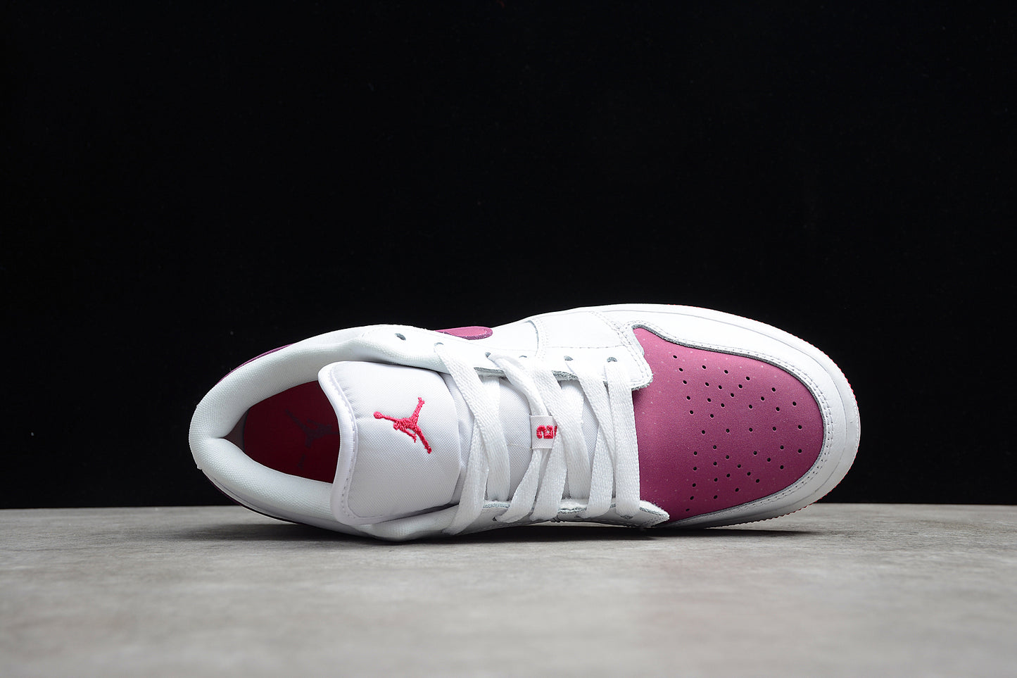 Nike Air Jordan 1 Low 554723-161
