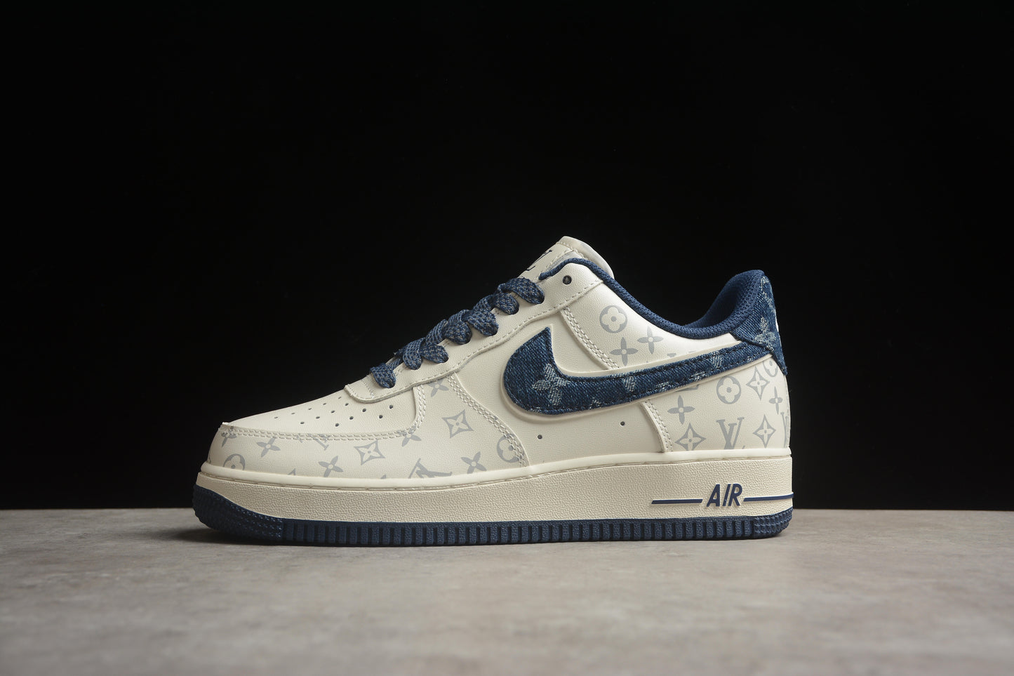 Nike Air Force 1 LU0251-133