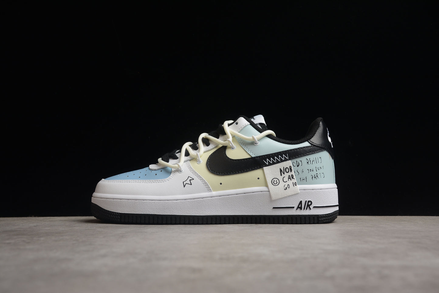Nike Air Force 1 DH7561-102