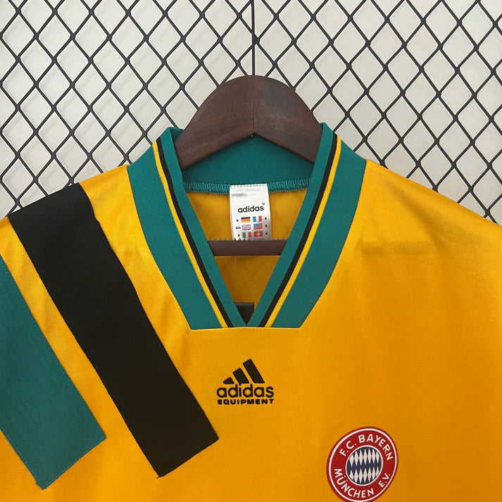 FC Bayern Múnich retro 1993/95 Away