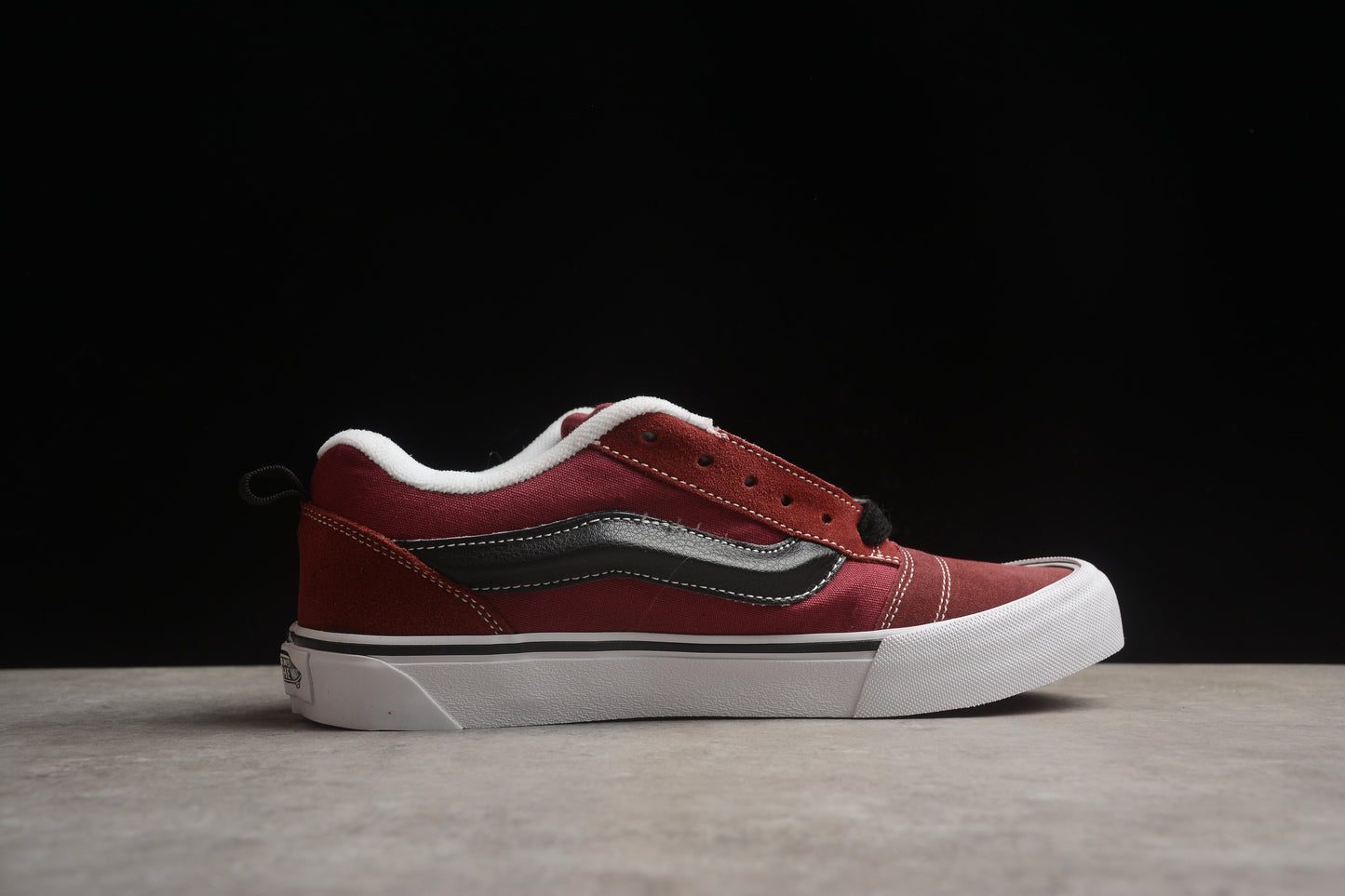 Vans Classics Knu Skool Roja