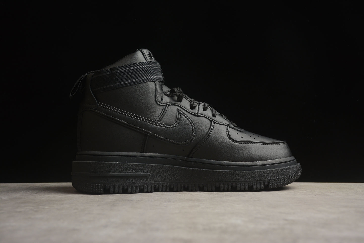 Nike Air Force 1 DA0418 001
