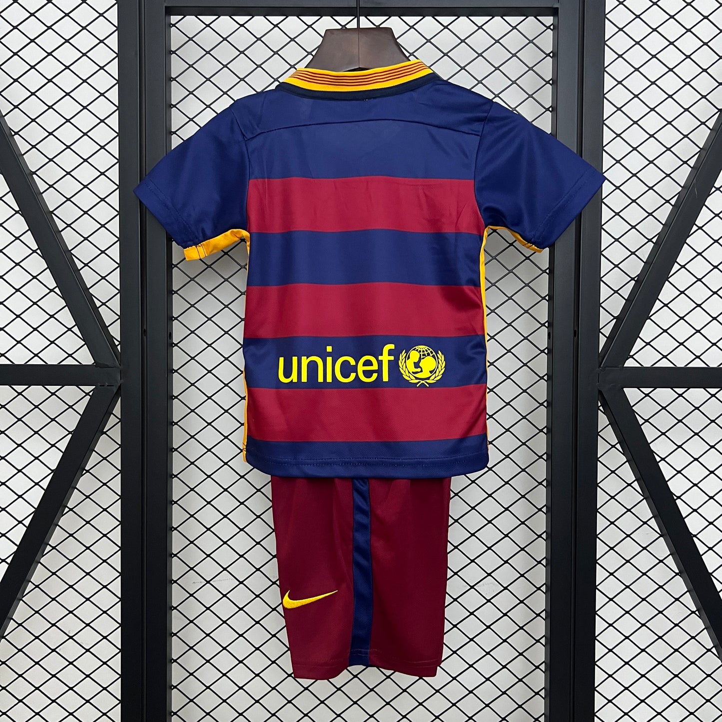 Fútbol Club Barcelona retro 2015/16 Home Kids Version