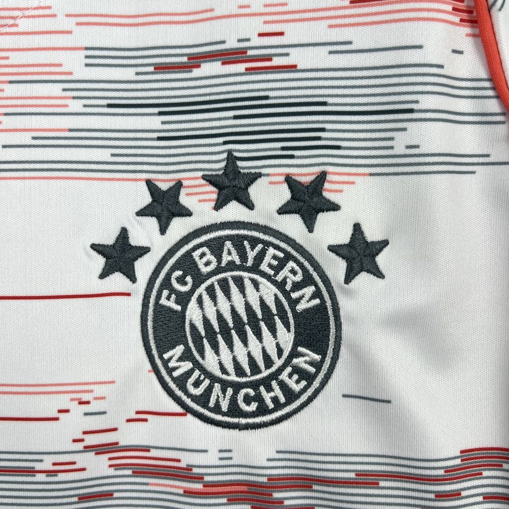 Bayern Munich Femenino 2025/26 Away