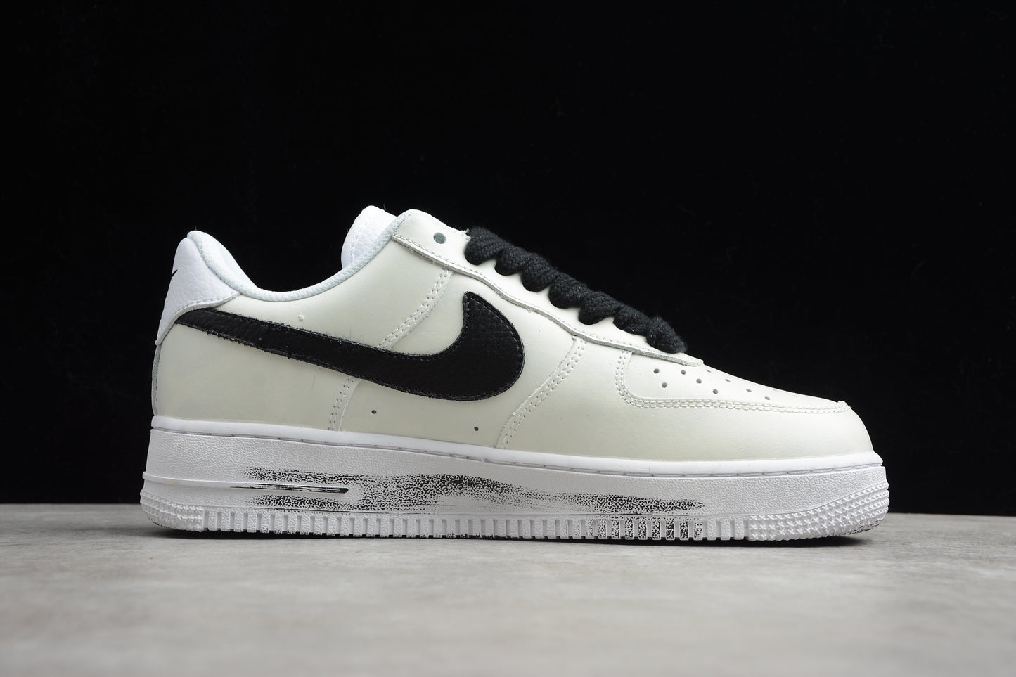 Nike Air Force 1 DD3223-100