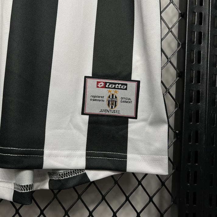 Juventus retro 2001/02 Home
