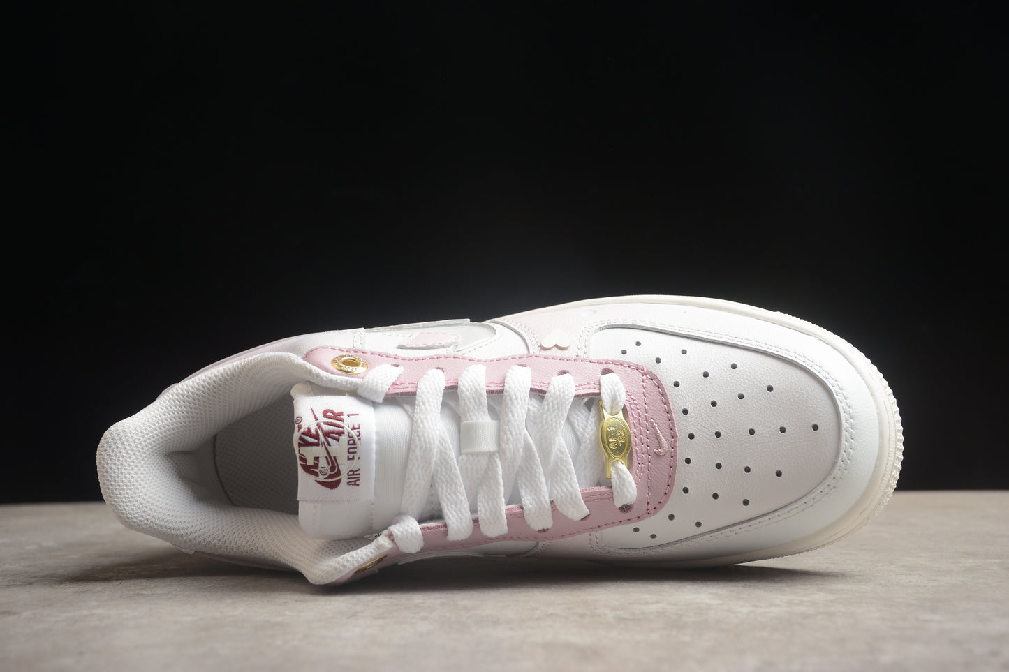 Nike Air Force 1 DZ5616-100