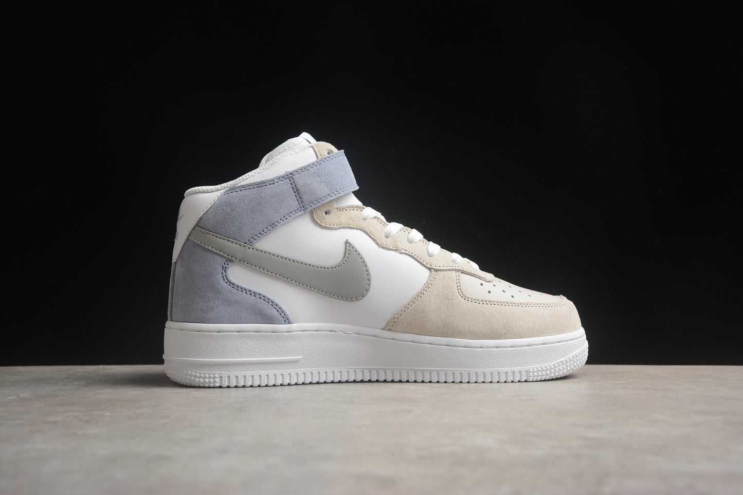 Nike Air Force 1 AL6896-557