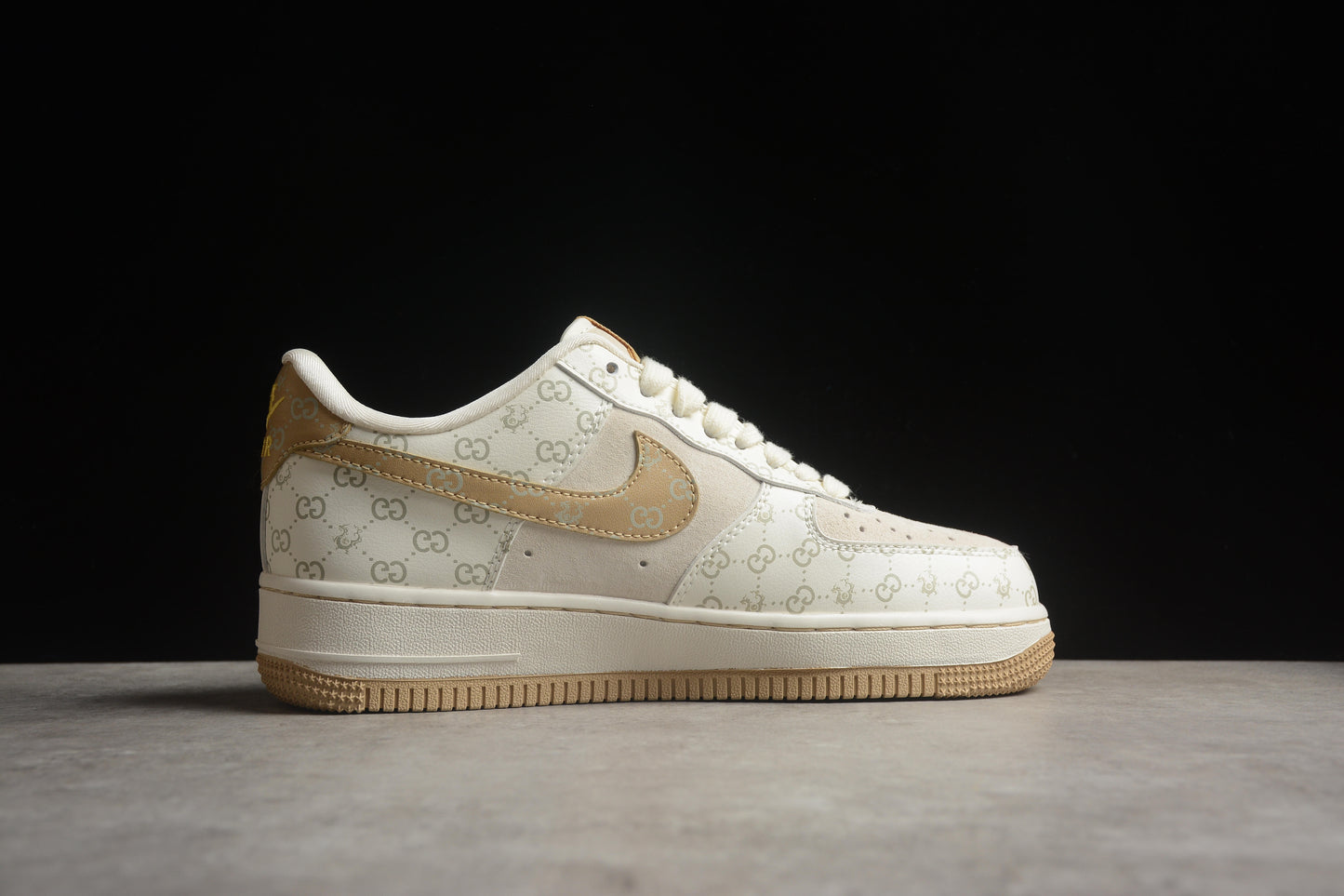 Nike Air Force 1 LX1988-005