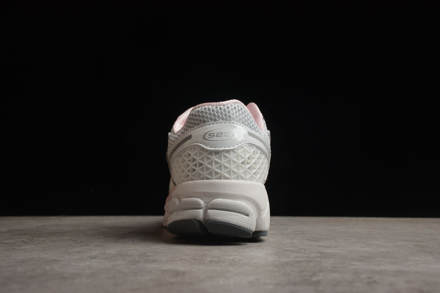 NIKE Zoom Vomero 5 FN3695-001