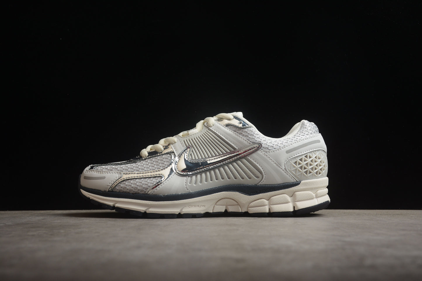 Nike Zoom Vomero 5 FD0884-025