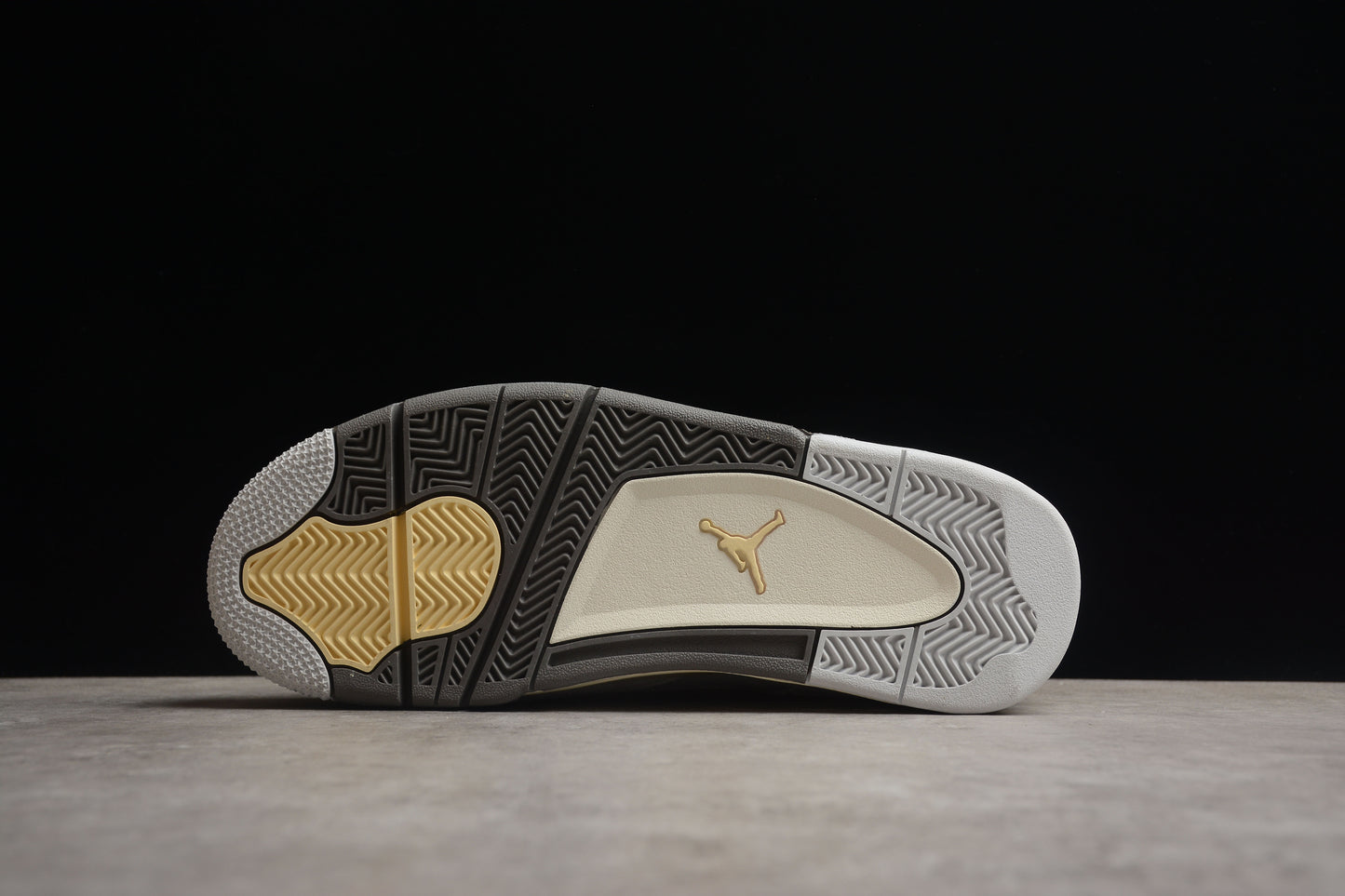 Air Jordan 4 Retro DV3742-021