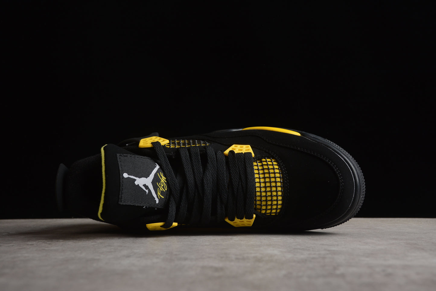Air Jordan 4 Retro DH6927-017