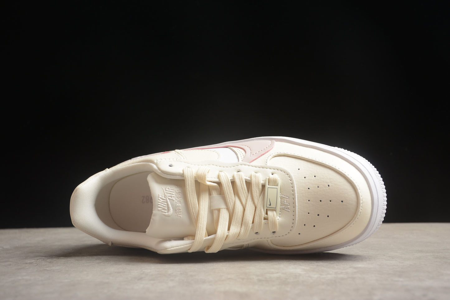 Nike Air Force 1 DJ9946 107