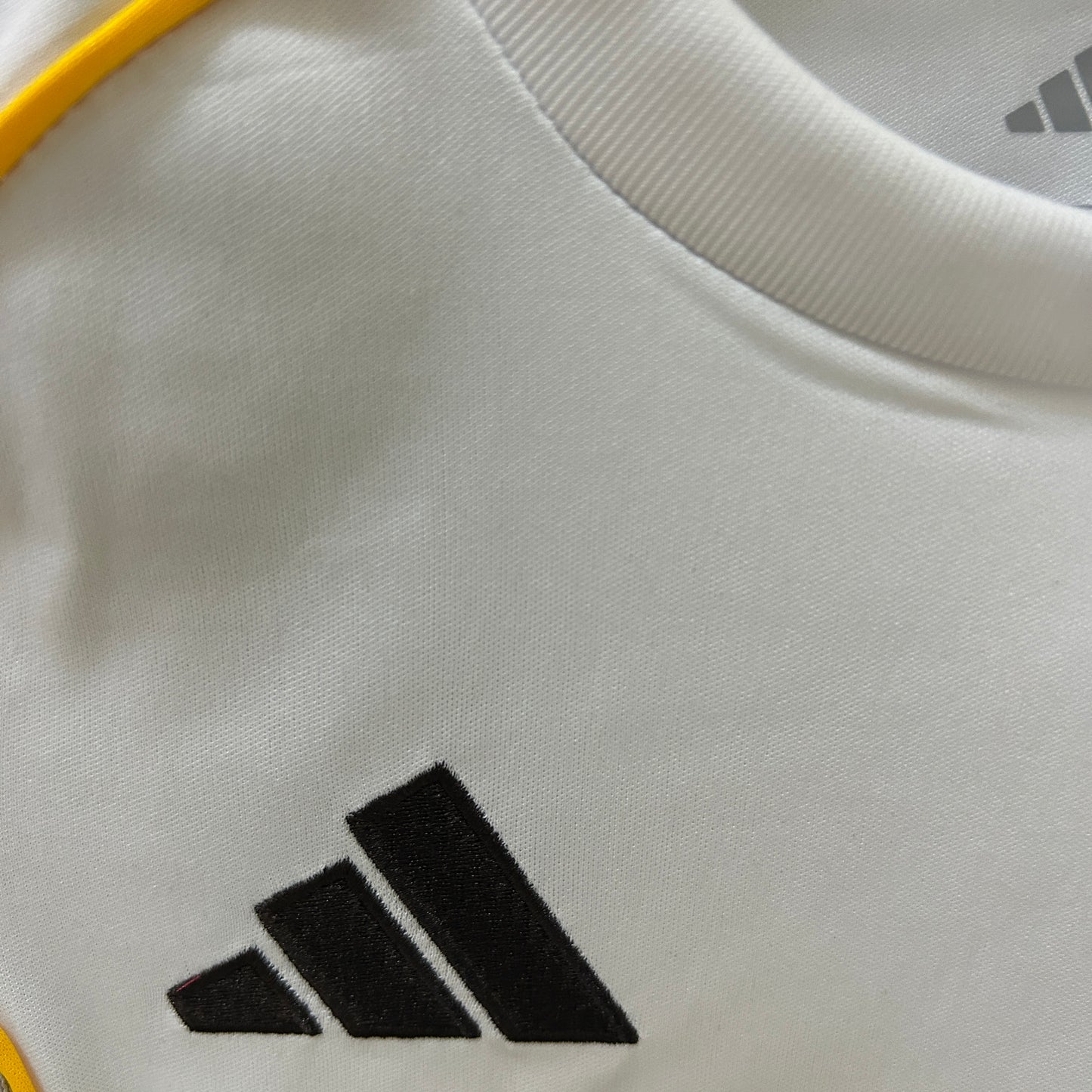 Real Madrid 2025/26 Home Kids Version