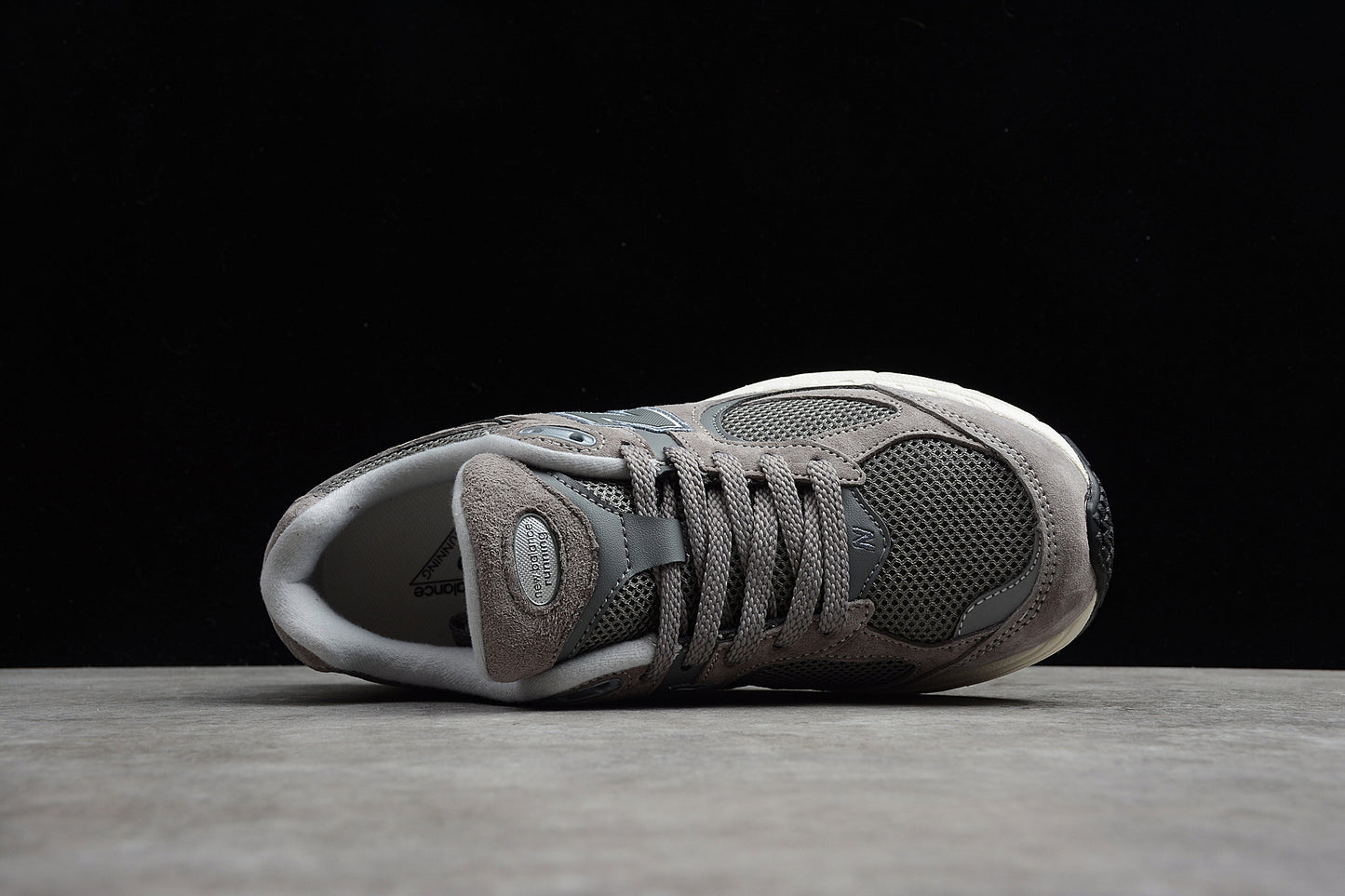 New Balance ML2002RC