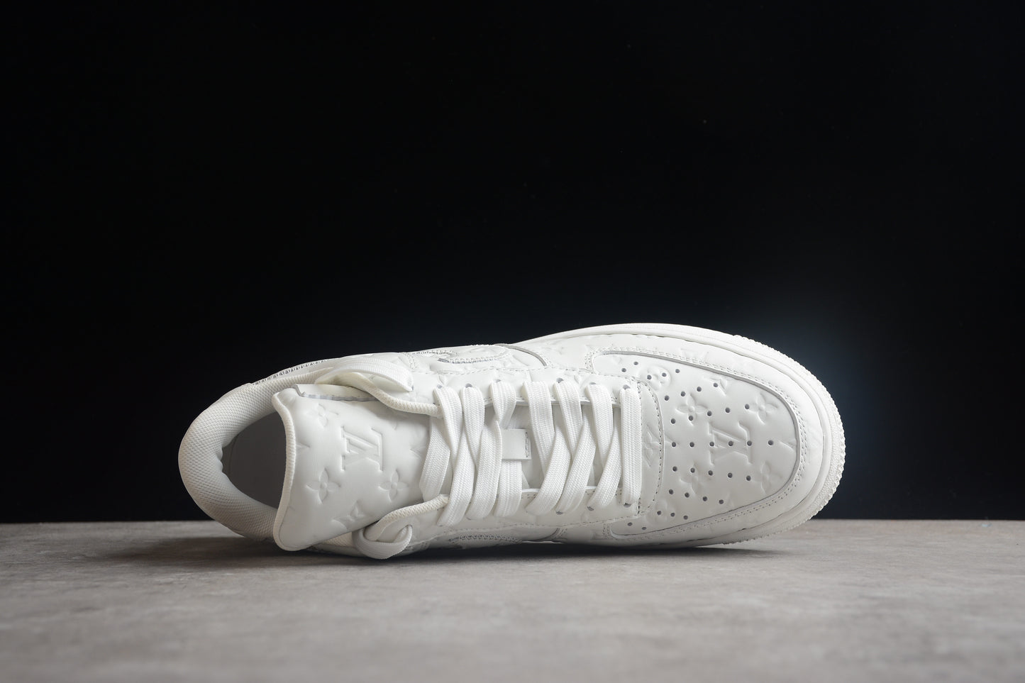 Louis Vuitton x Nike Air Force 1'07 LV8 Low White