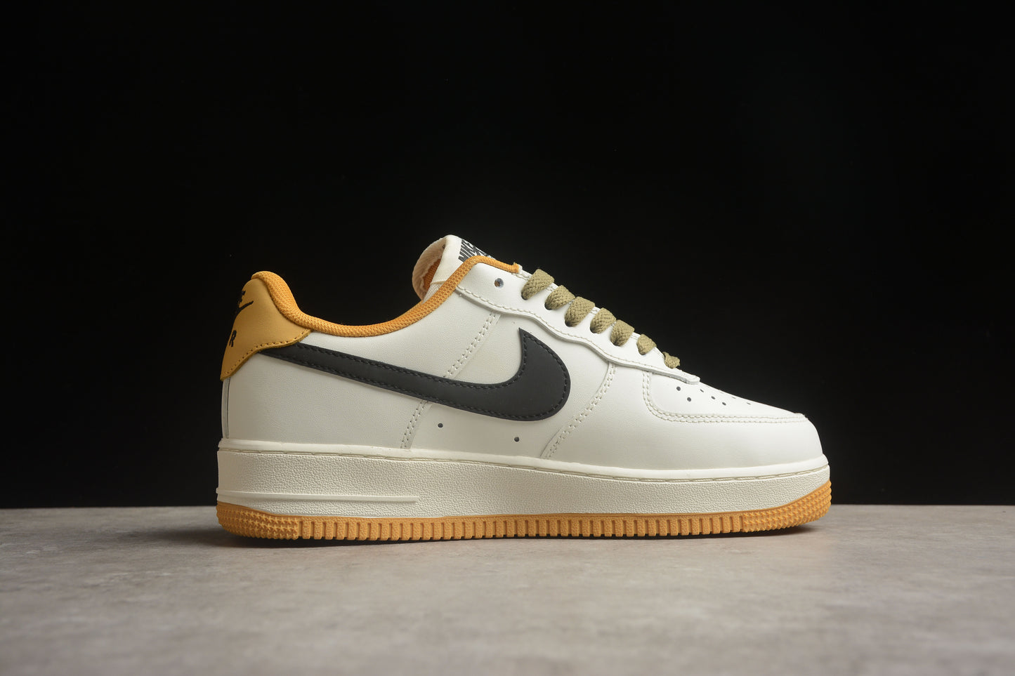 Nike Air Force 1 DD3063-066