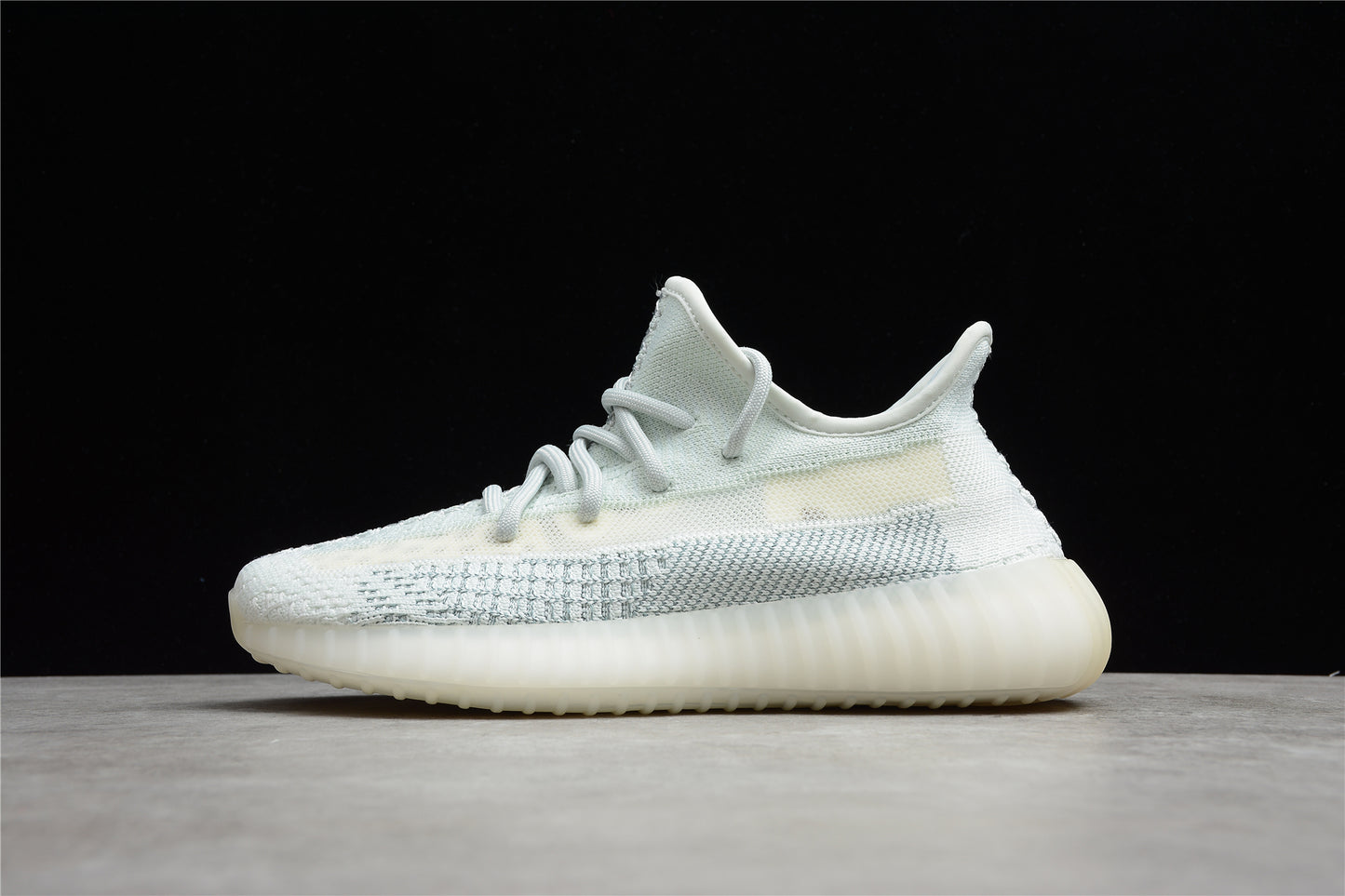 Adidas Yeezy Boost 350V2 FW5317