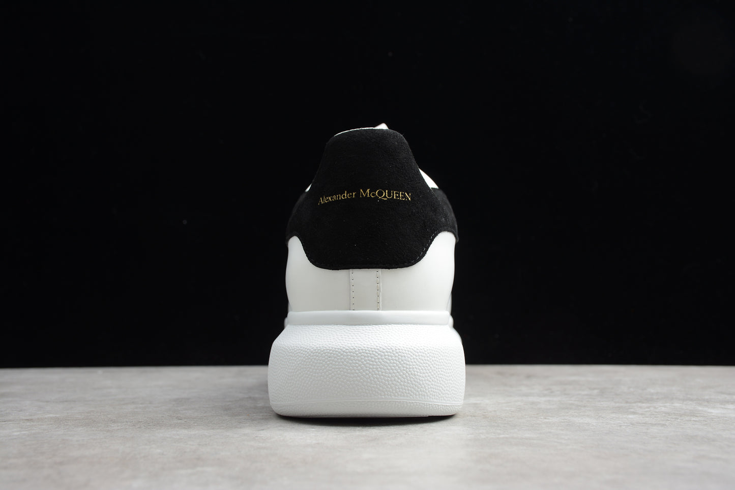 Alexander McQueen 19