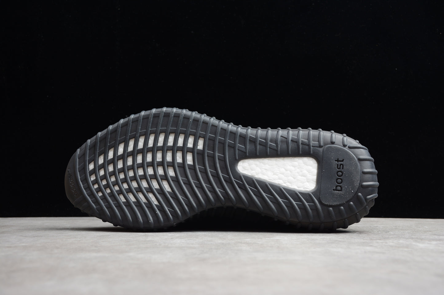 Adidas Yeezy Boost 350V2 CP9652