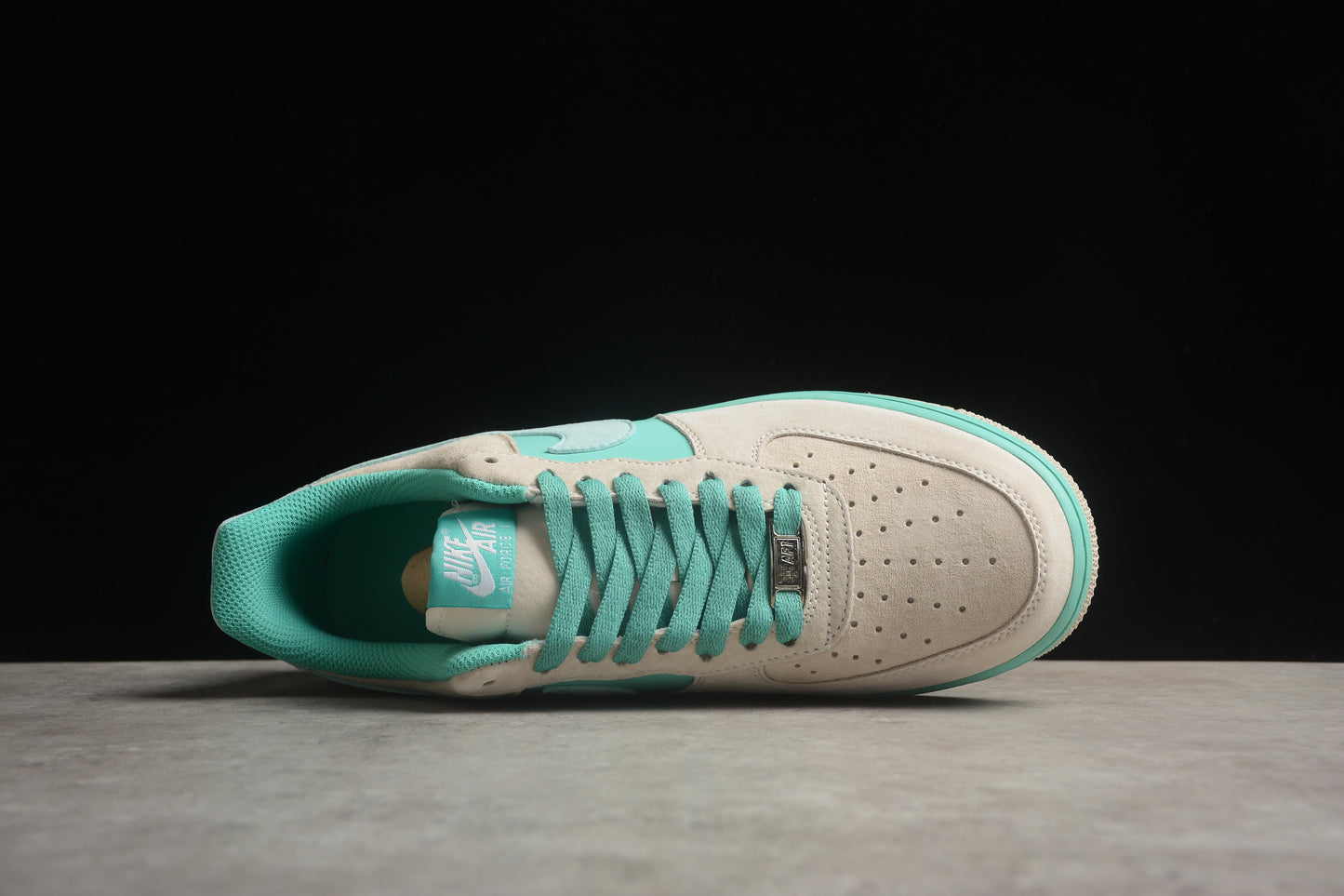 Nike Air Force 1 DZ1382 222