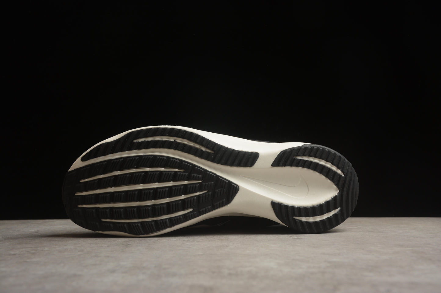 NIKE AIR Zoom RIVAL Fly 3 CT2405 011