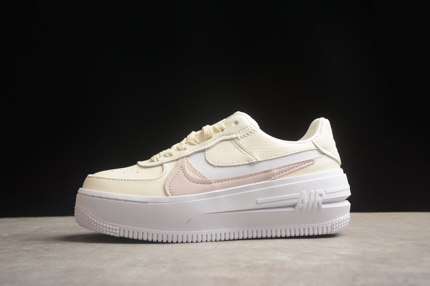 Nike Air Force 1 DJ9946 107