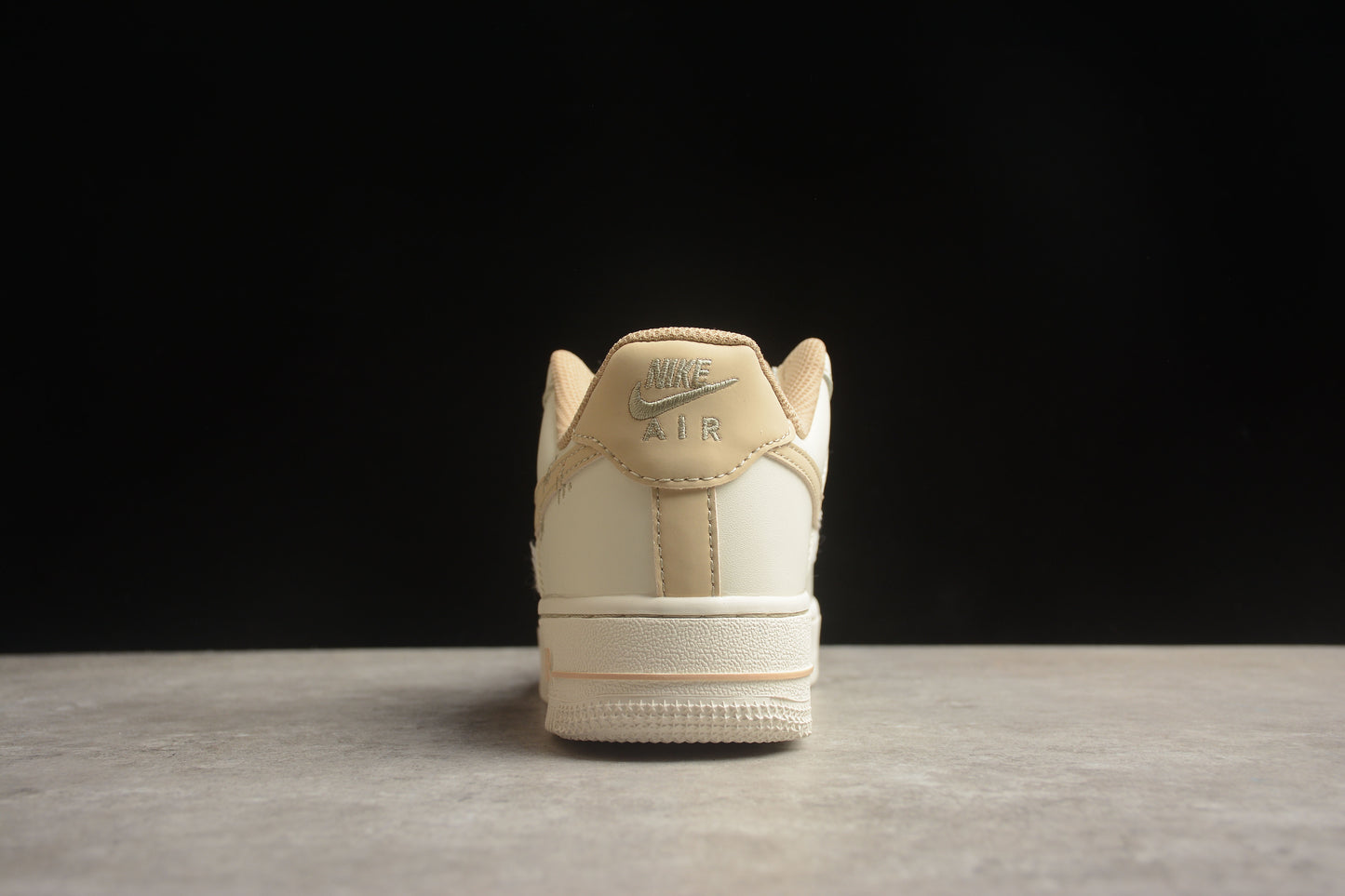 Nike Air Force 1 FJ774 012
