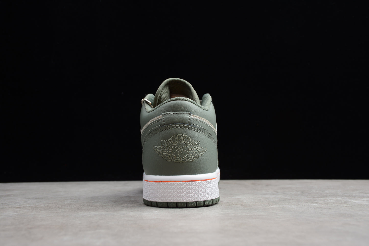 Nike Air Jordan 1 Low 553560-121