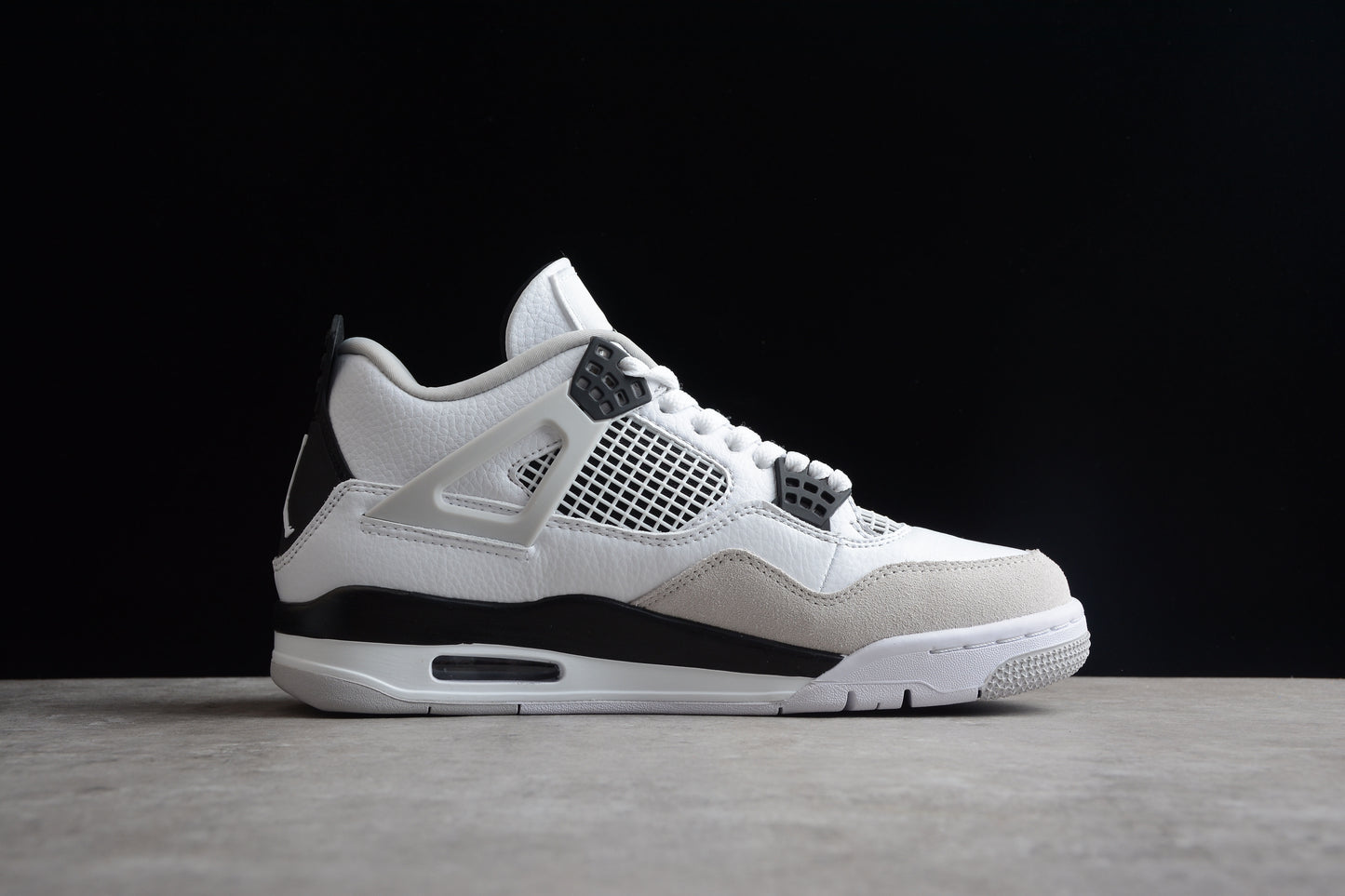Air Jordan 4 Retro DH6927-111