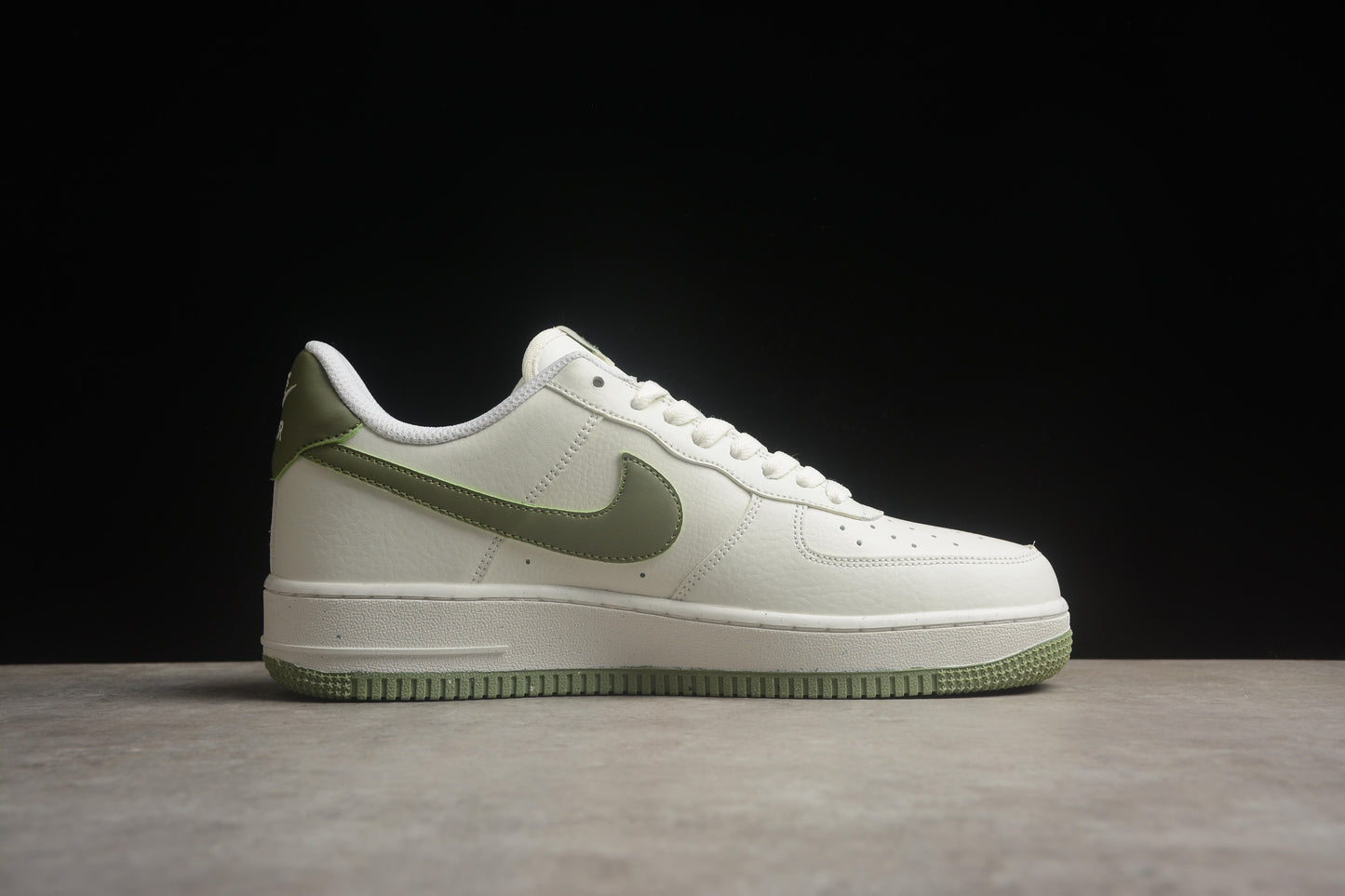 Nike Air Force 1 DV3808 106