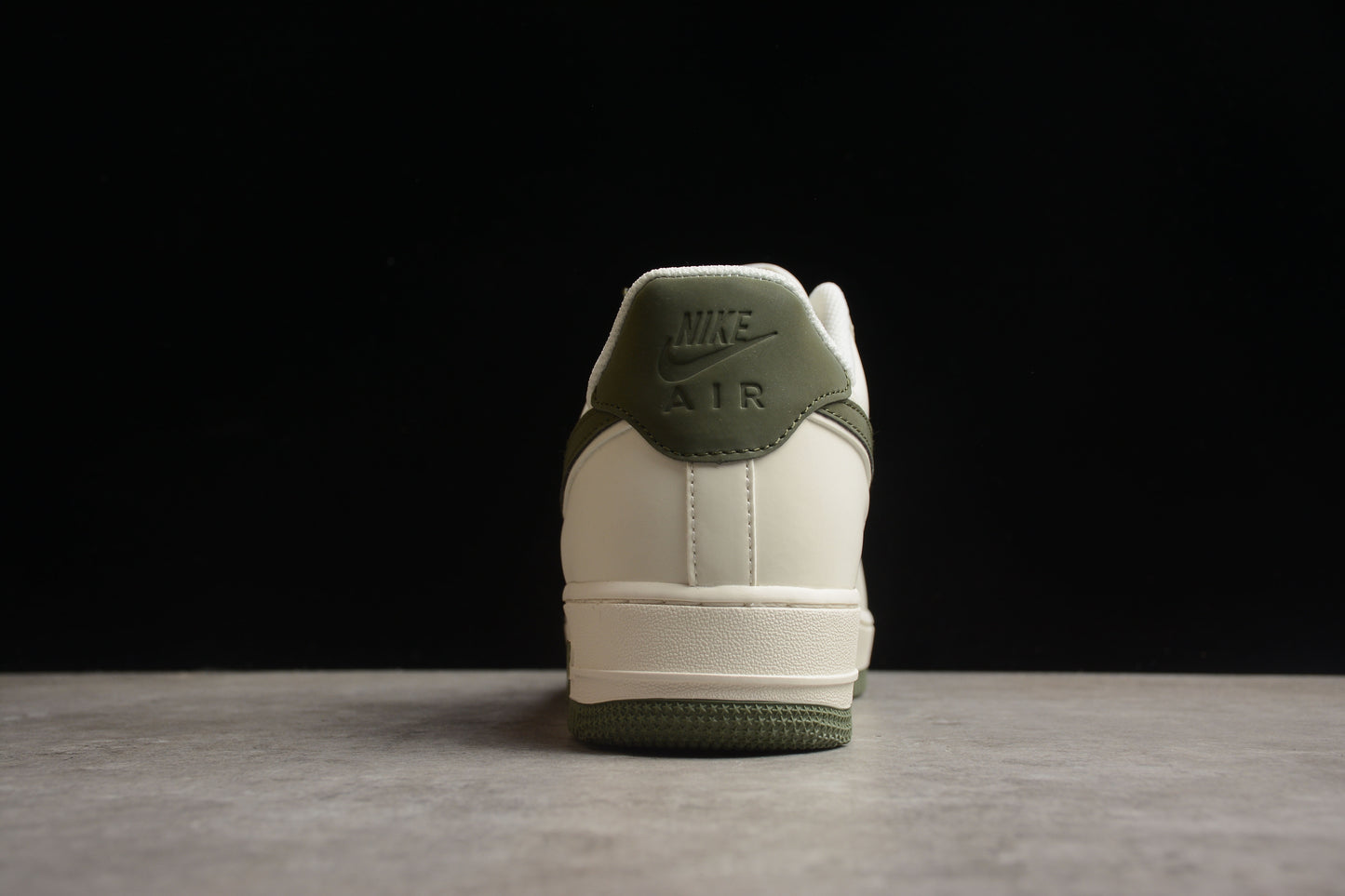 Nike Air Force 1 GL6835-008