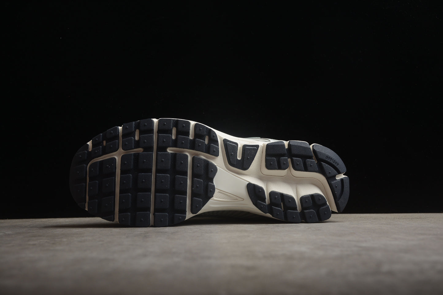 Nike Zoom Vomero 5 FD0884-025