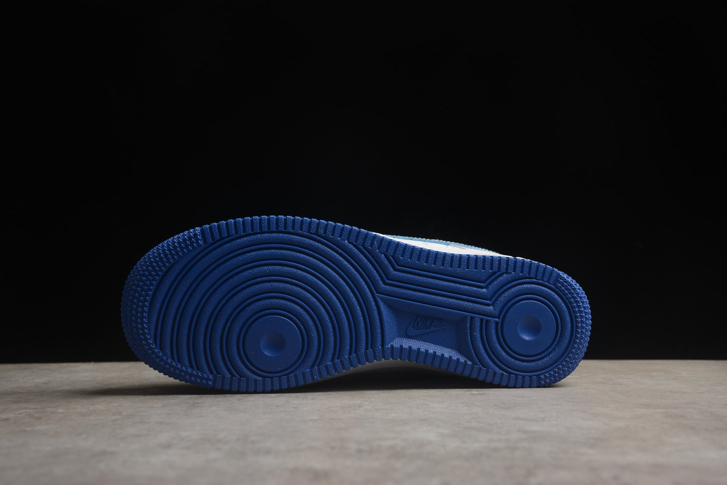 Nike Air Force 1 DV0813 104