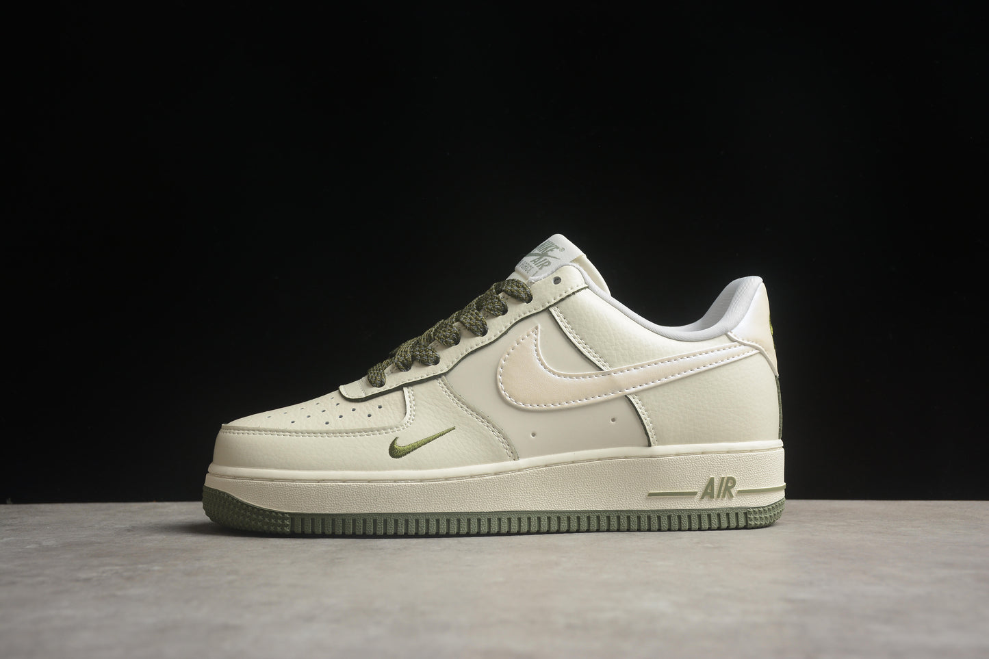 Nike Air Force 1 DD9915-711