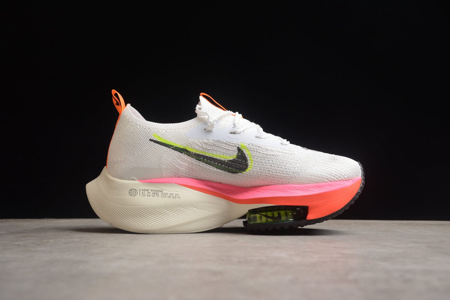 NIKE AIR Zoom Alphafly DJ5456-100