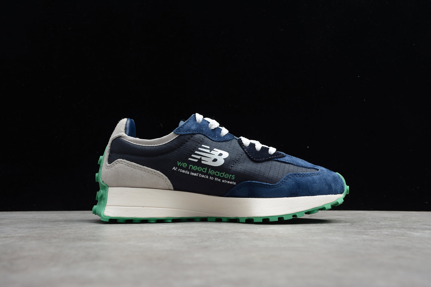 New Balance MS327WNL