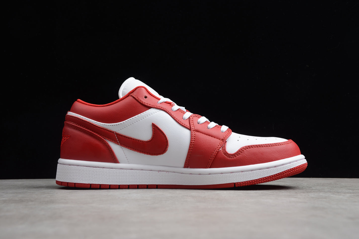 Nike Air Jordan 1 Low 553558-611