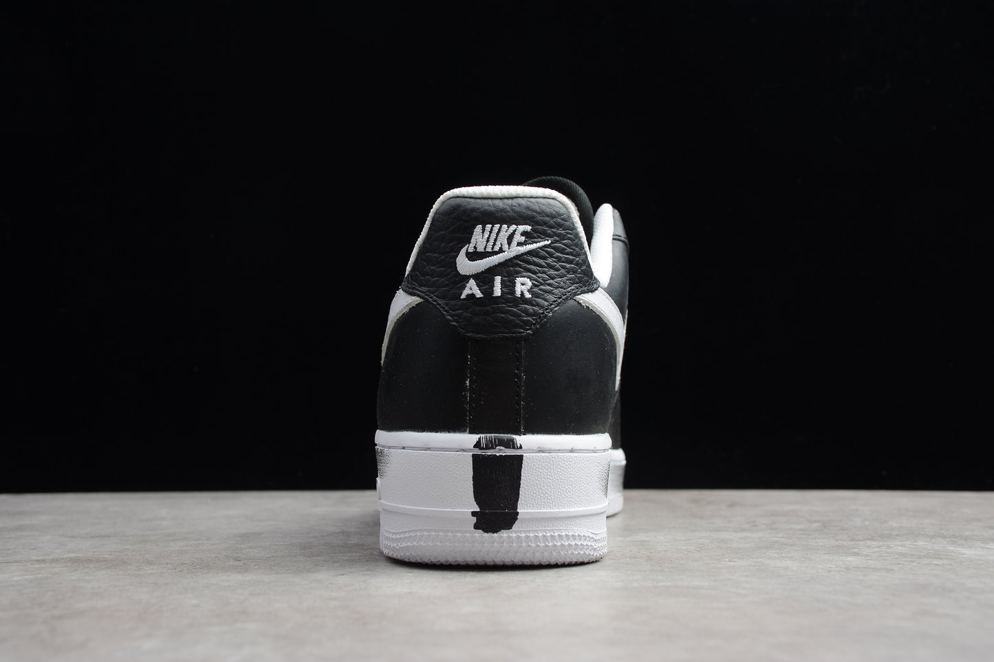 Nike Air Force 1 AQ3692-001