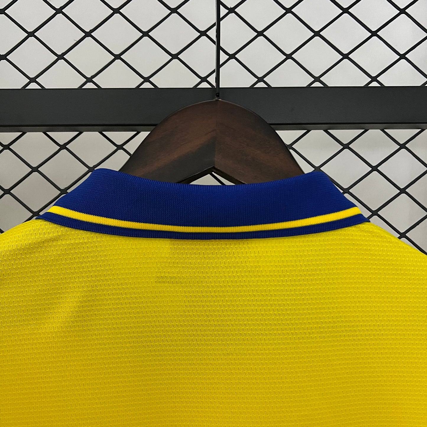 Arsenal retro 2013/14 Away