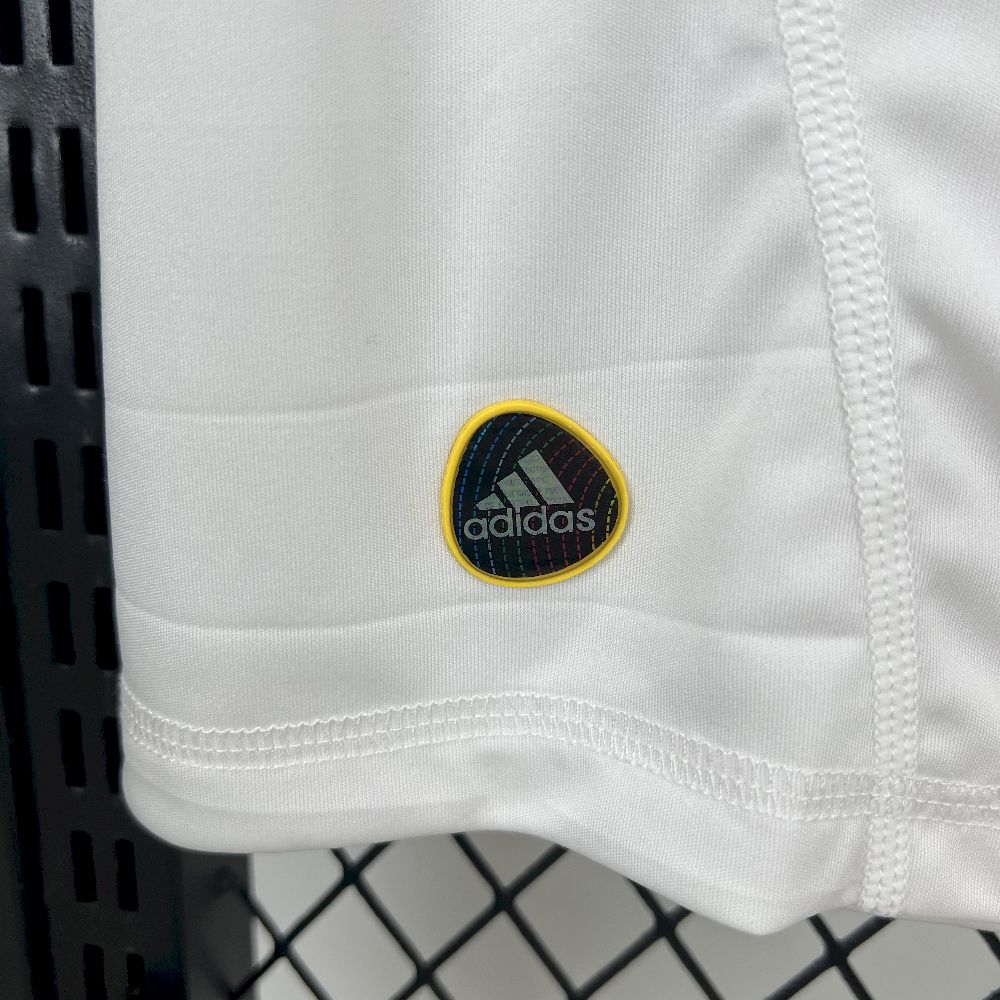 España retro 2010 Third