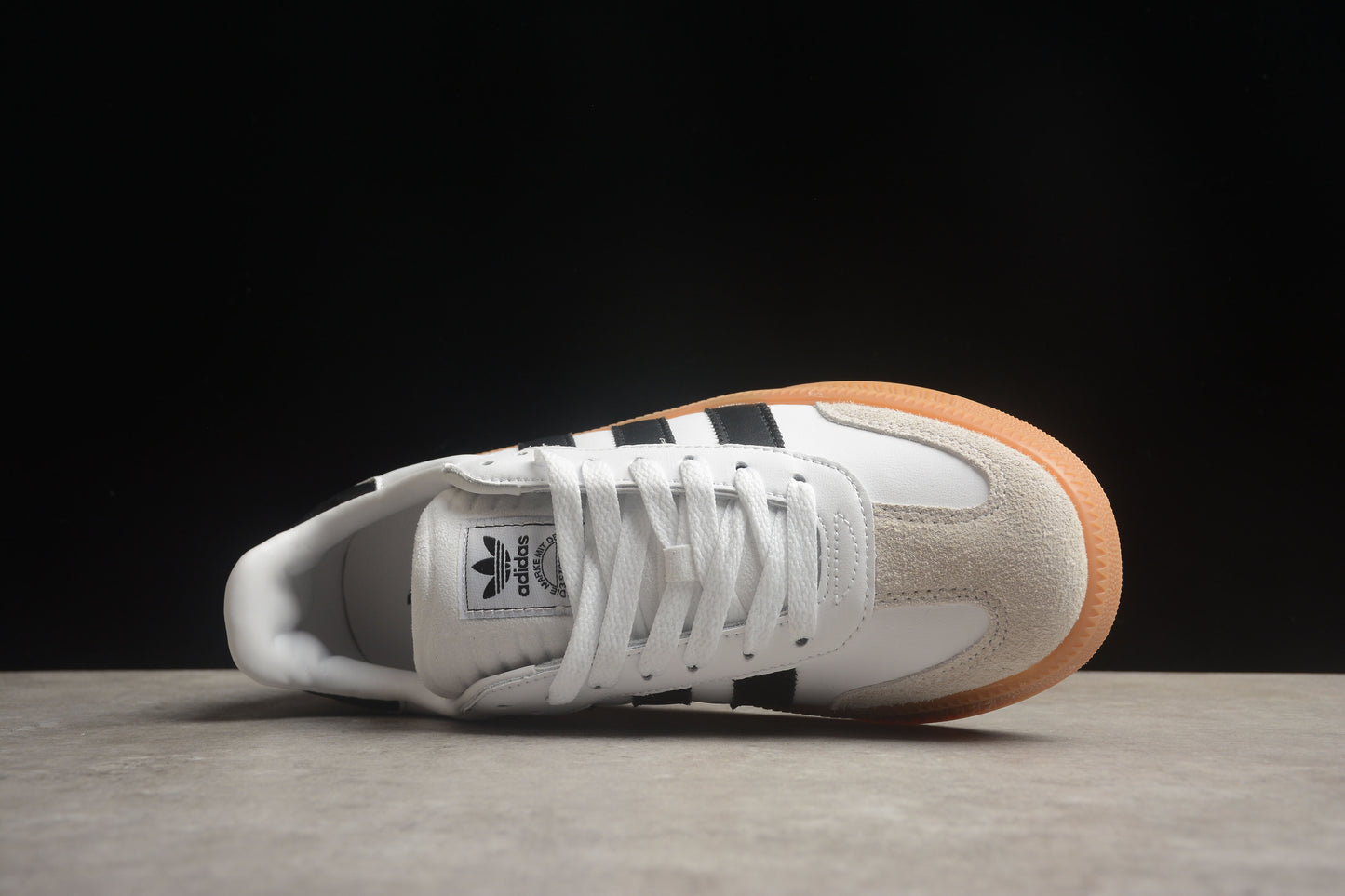 Adidas State Series AK IE1377