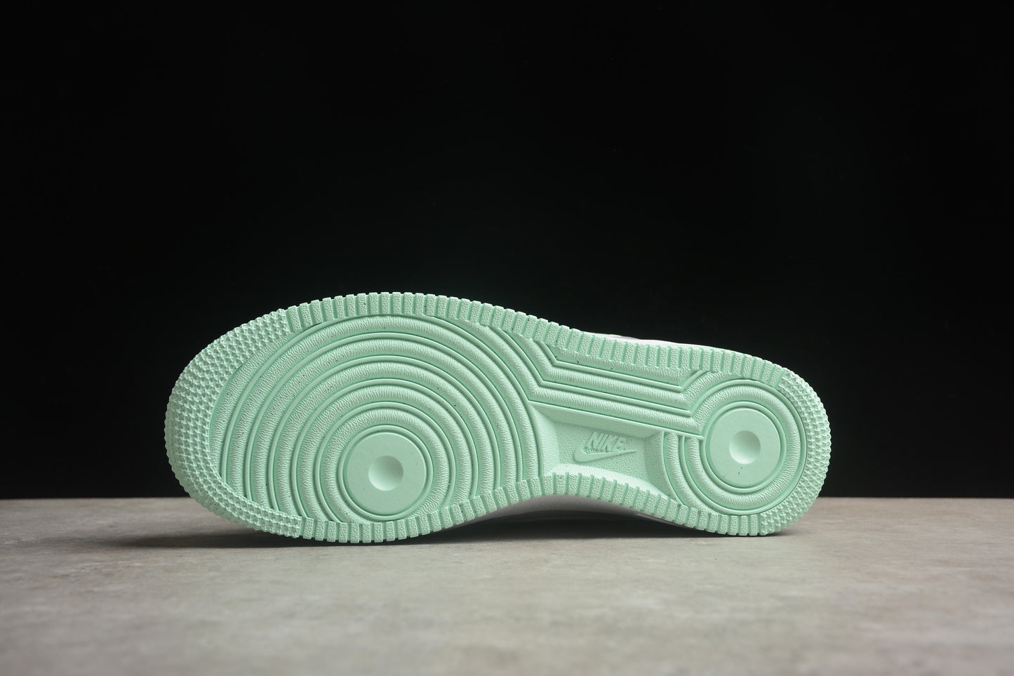 Nike Air Force 1 FZ4123-394