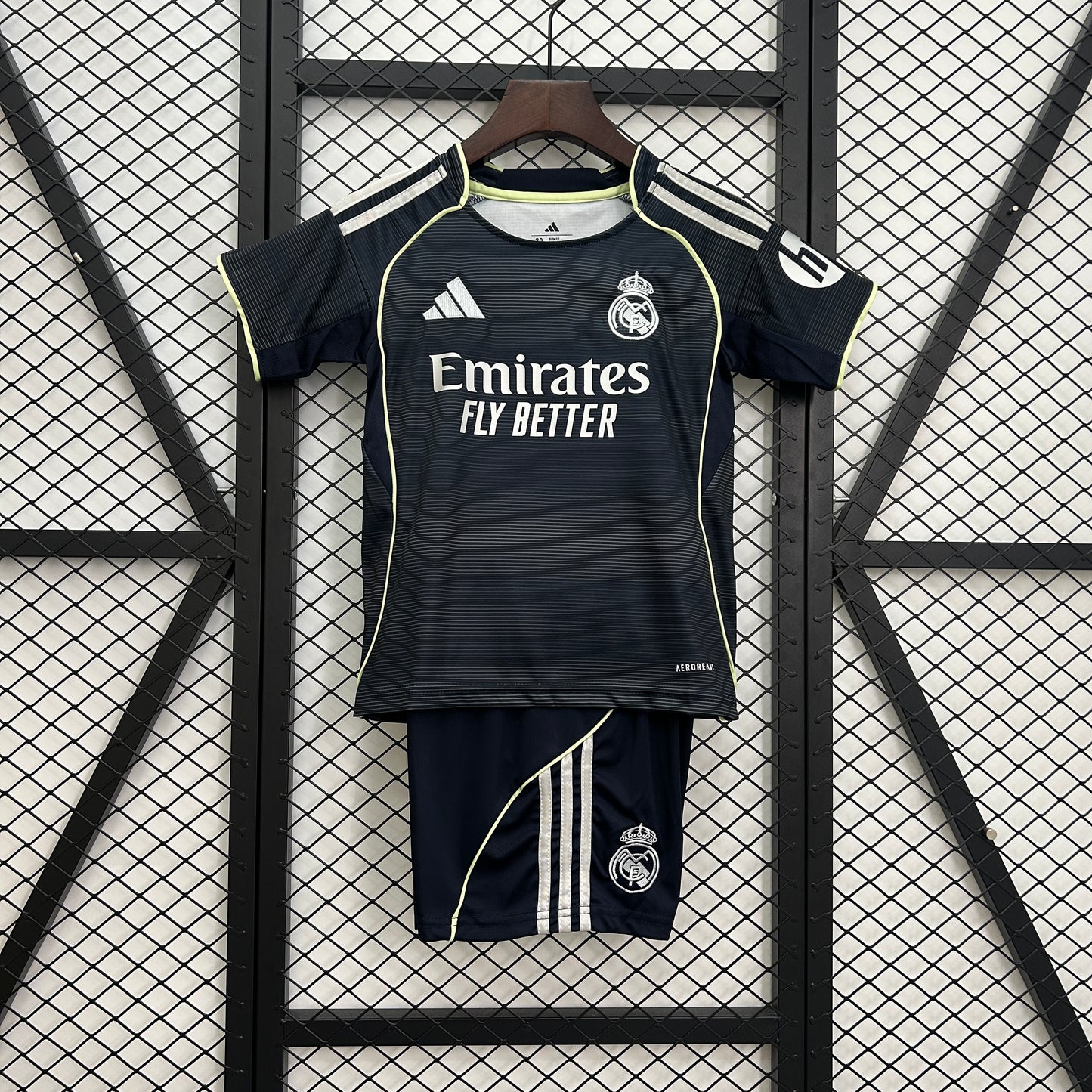 Real Madrid 2025/26 Away Kids Version