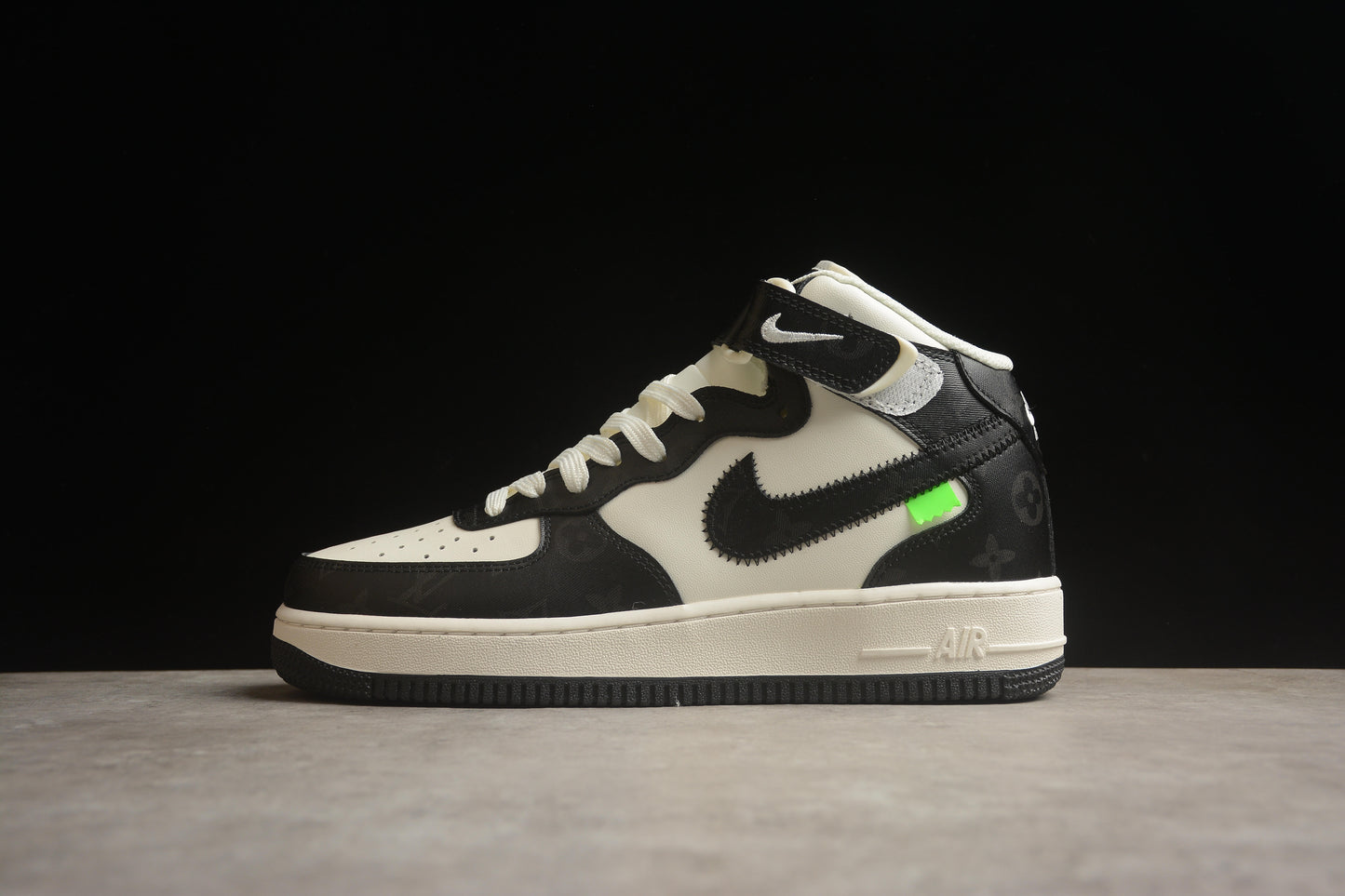 Nike Air Force 1 LL0222-005