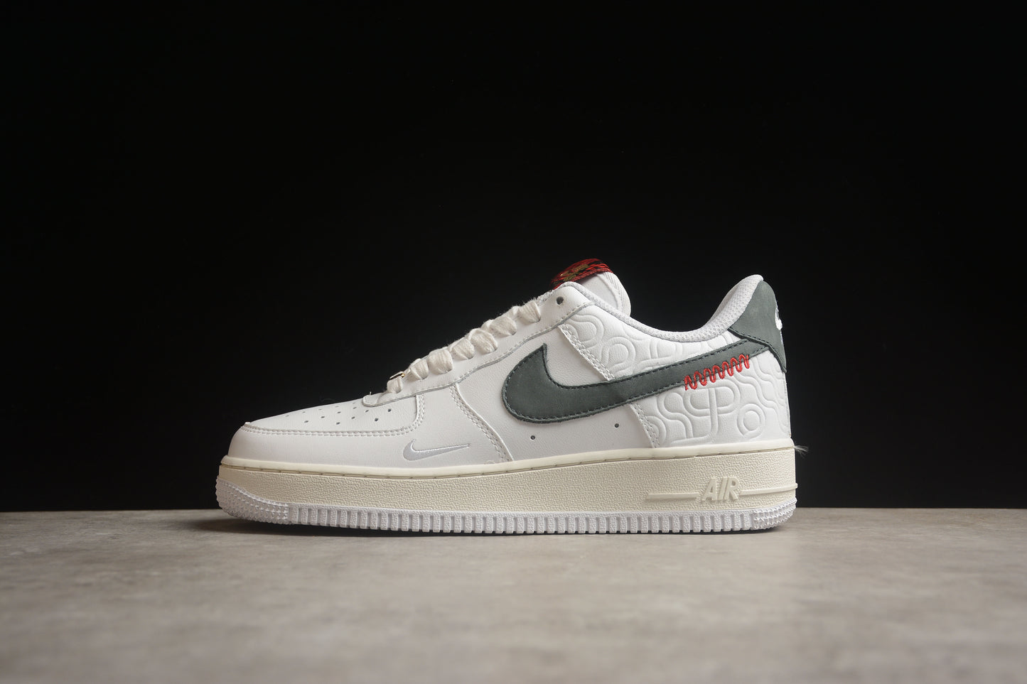 Nike Air Force 1 HV5979-130