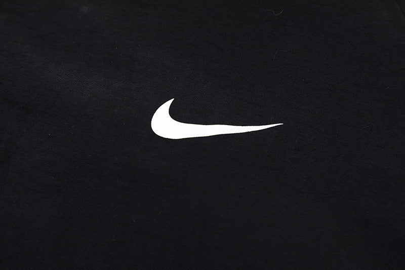 Paraviento Stussy x Nike grafiti